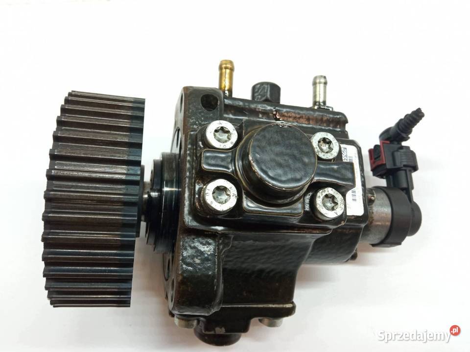POMPA WTRYSKOWA 55574632 20 CDTI Opel Insignia I
