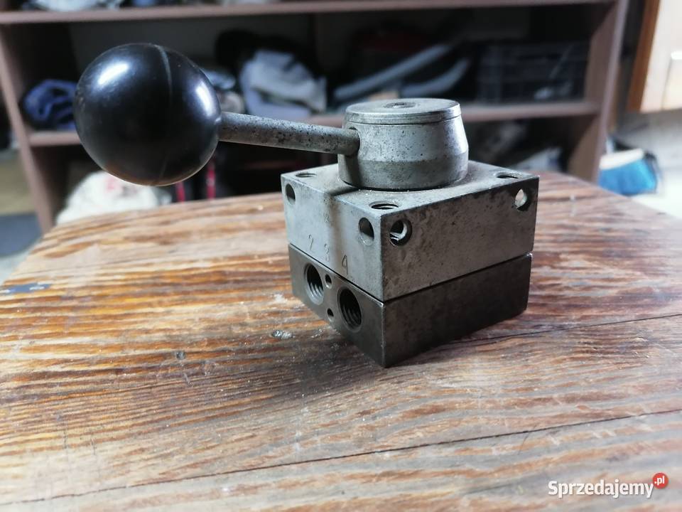 Zawór pneumatyczny ZM RADOM Masłów Drugi