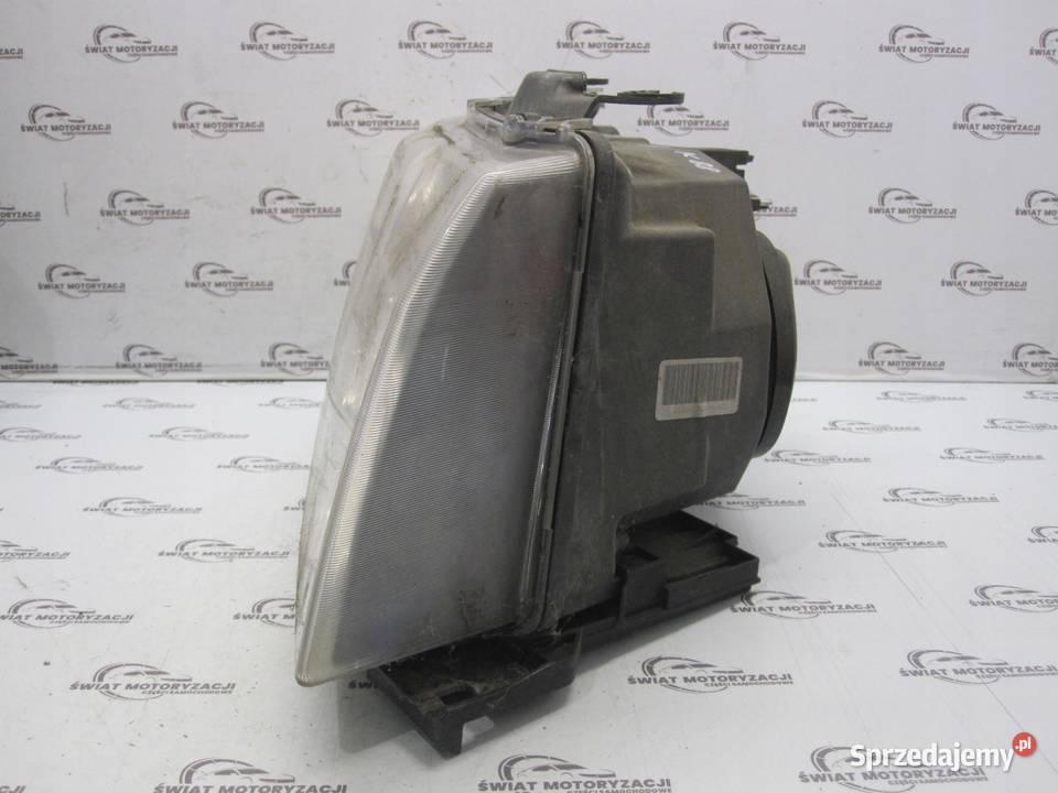 LAND ROVER FREELANDER II lampa prawa przód sprzedam