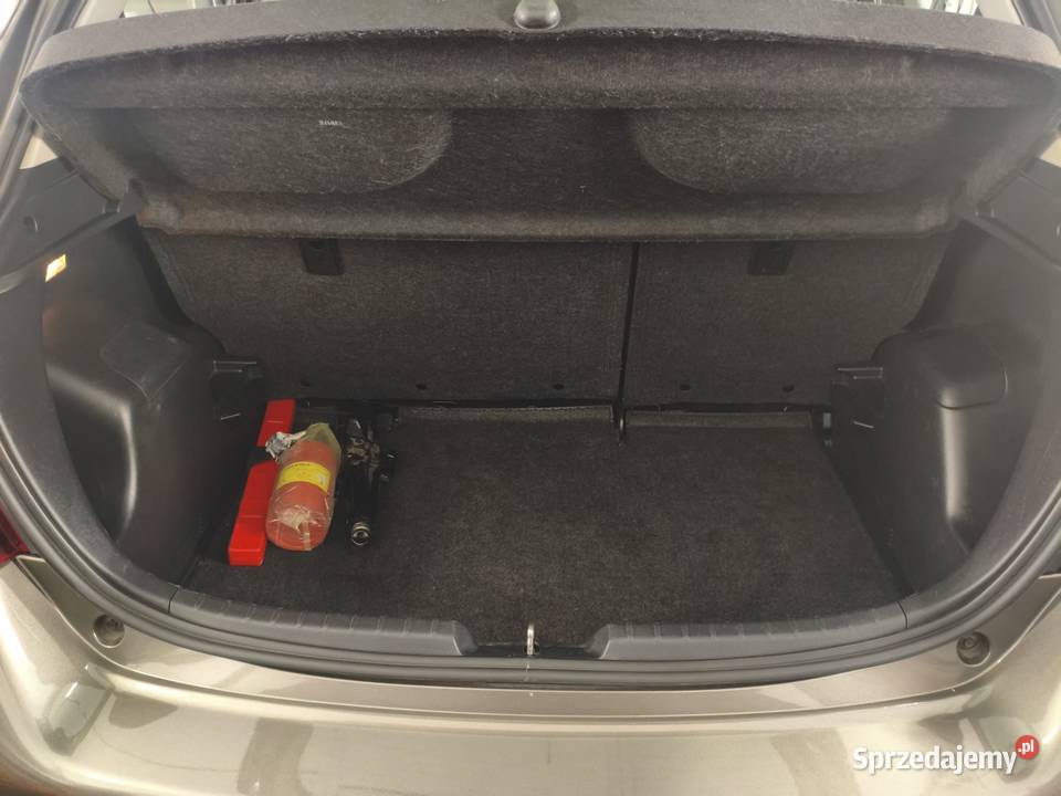 Toyota Yaris 2017 1 właściciel salon Piła sprzedam