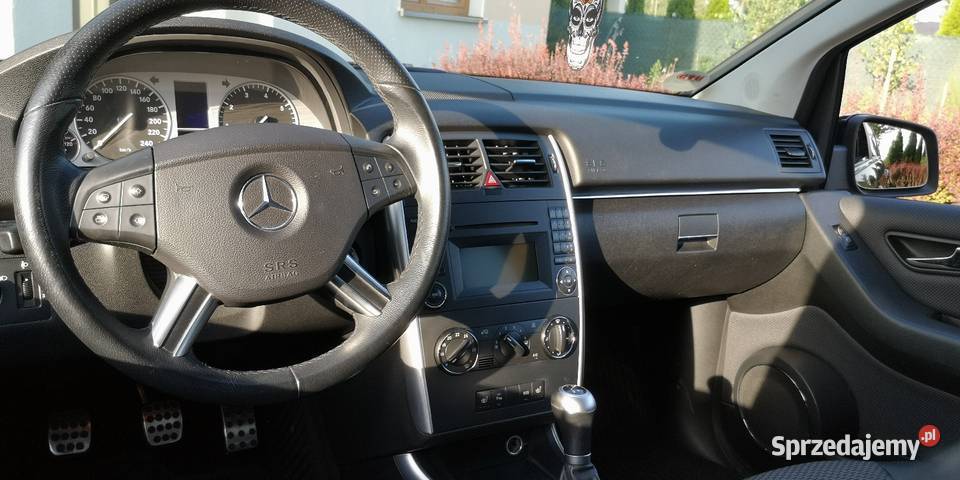 Mercedes B klasa manualna