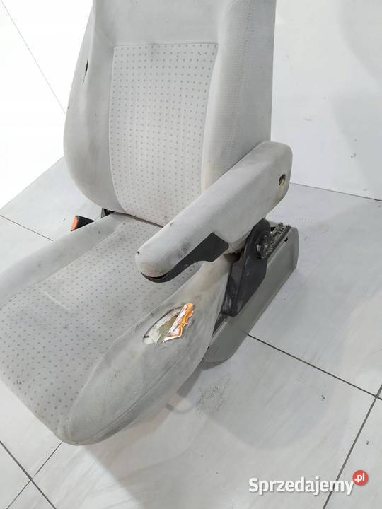 FOTELE LEWY KIEROWCY MULTIVAN VW Volkswagen