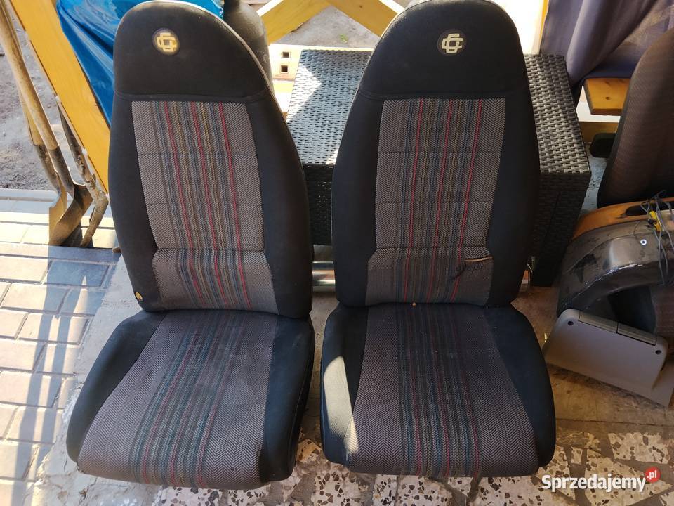 Fotele fiat 126 kubelki