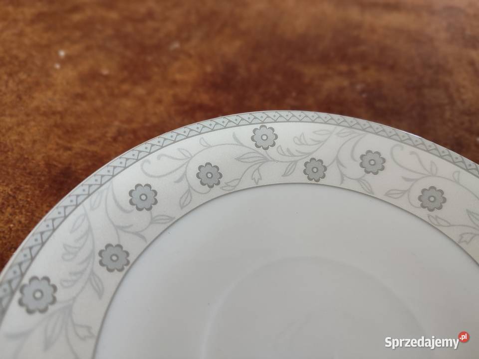 Piękny komplet do kawy herbaty 6 filiżanek 6 Porcelana i szkło Łódź