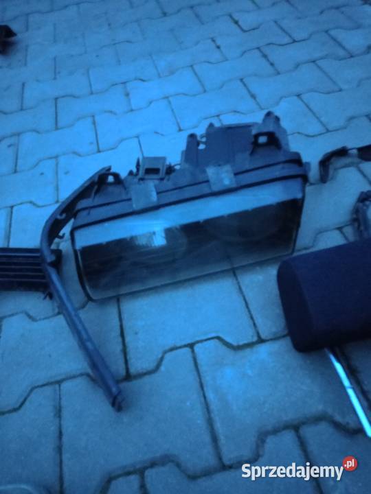 Lampa przednia BMW E36 Części BMW E36 śląskie Żywiec