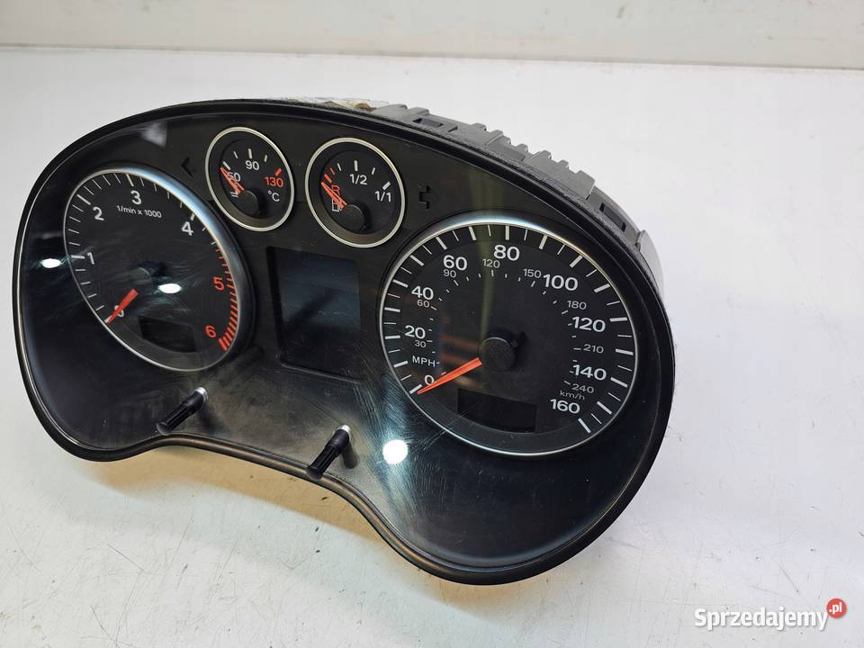 LICZNIK ZEGARY AUDI A3 8P 19 20 TDI 8P0920981F osobowe Przystajń