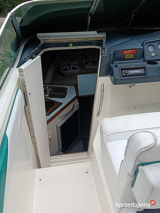 Sea Ray 230 silnik MerCruiser 43 Jach Łódź Łodzie i motorówki