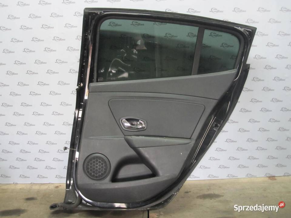 RENAULT MEGANE III drzwi prawe tył