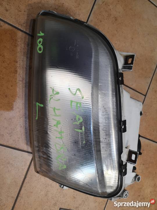 Lampa LEWA SEAT ALHAMBRA Margonin