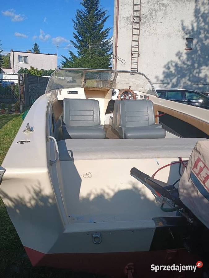 Motorówka łódź łódka Glastron SS Czersk