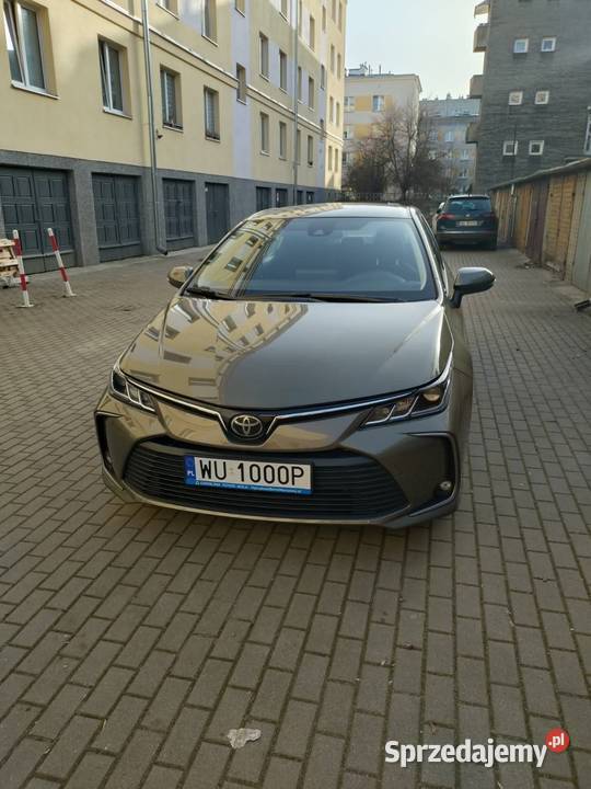 Sprzedam samochód Toyota Corolla 15 benzyna Warszawa sprzedam