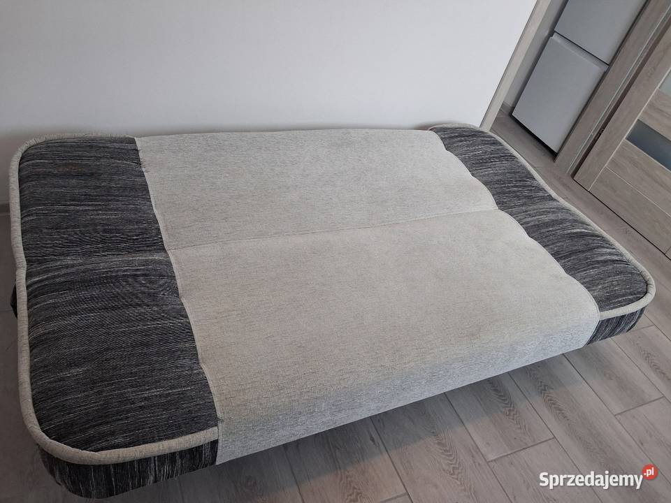 Malo używana kanapa wersalka 110x200 tkanina Będzino sprzedam