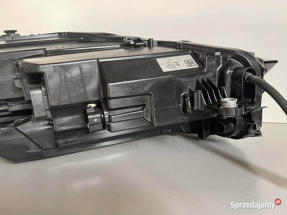 SKODA SUPERB IV CRYSTAL LIGHTING FULL LED LEWA Lampy przednie Ostroróg sprzedam