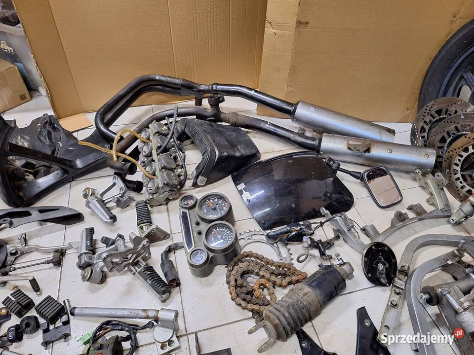 Kawasaki GPZ 400 części gpz400 owiewka lagi amor