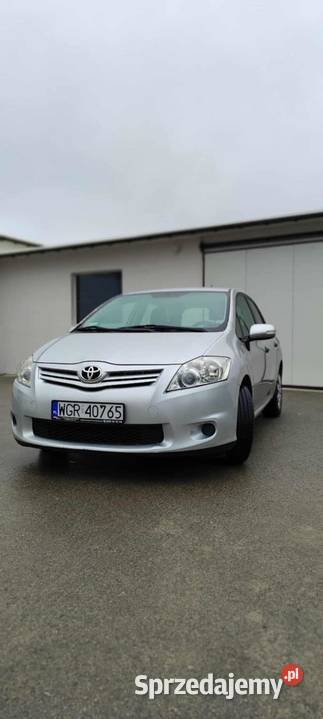 Toyota Auris 2010 16 benzyna manual ok 153500 nieuszkodzony Rososz