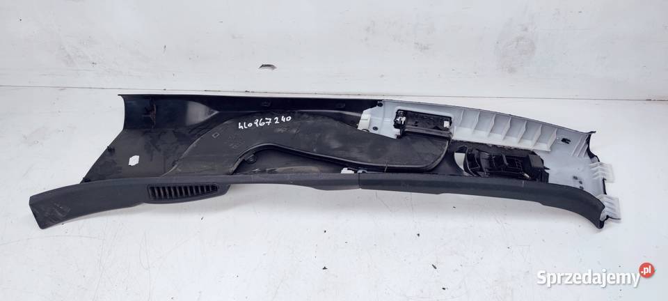 OSŁONA SŁUPKA B PRAWA AUDI Q7 4L0867240 S LINE Przystajń sprzedam