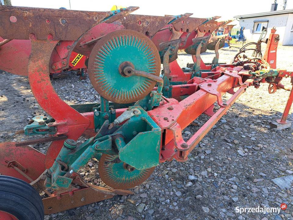 Pług obrotowy KVERNELAND EG 85 vario 4 skiby Kłodawa sprzedam