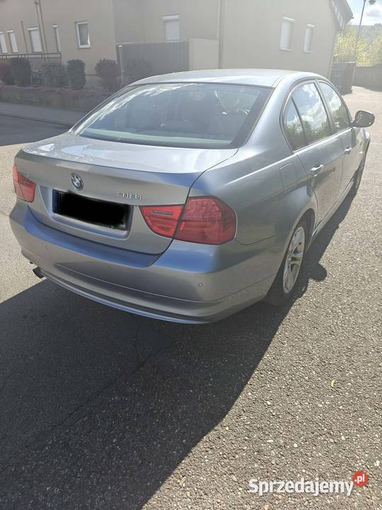 BMW E90 20 benzyna Piekoszów