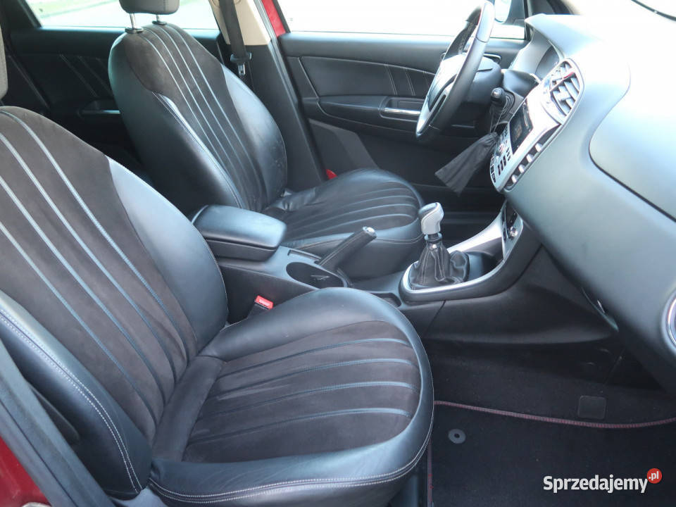 Lancia Delta 16 JTD Rok produkcji 2009