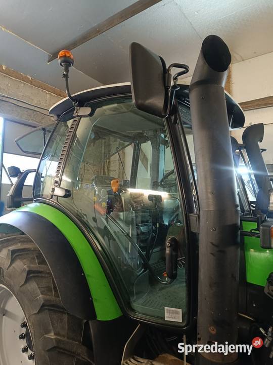 Mocowanie lampy błyskowej koguta DeutzFahr PRAWA Skrzynia biegów Manualna pomorskie Bytów