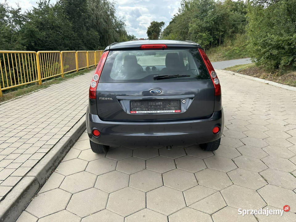 Ford Fiesta Ford fiesta MK6 13 Benzyna Klima Rok produkcji 2008 sprzedam