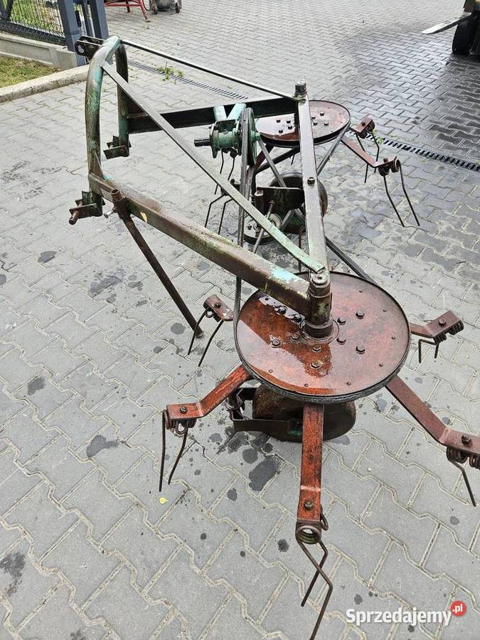 Roztrząsacz przetrząsacz pokosów pająk nieuszkodzony Stogniowice