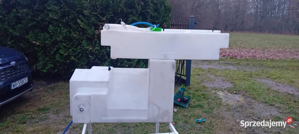Sprzedam zbiorniki na czystą wodę do kampera Popowo-Parcele