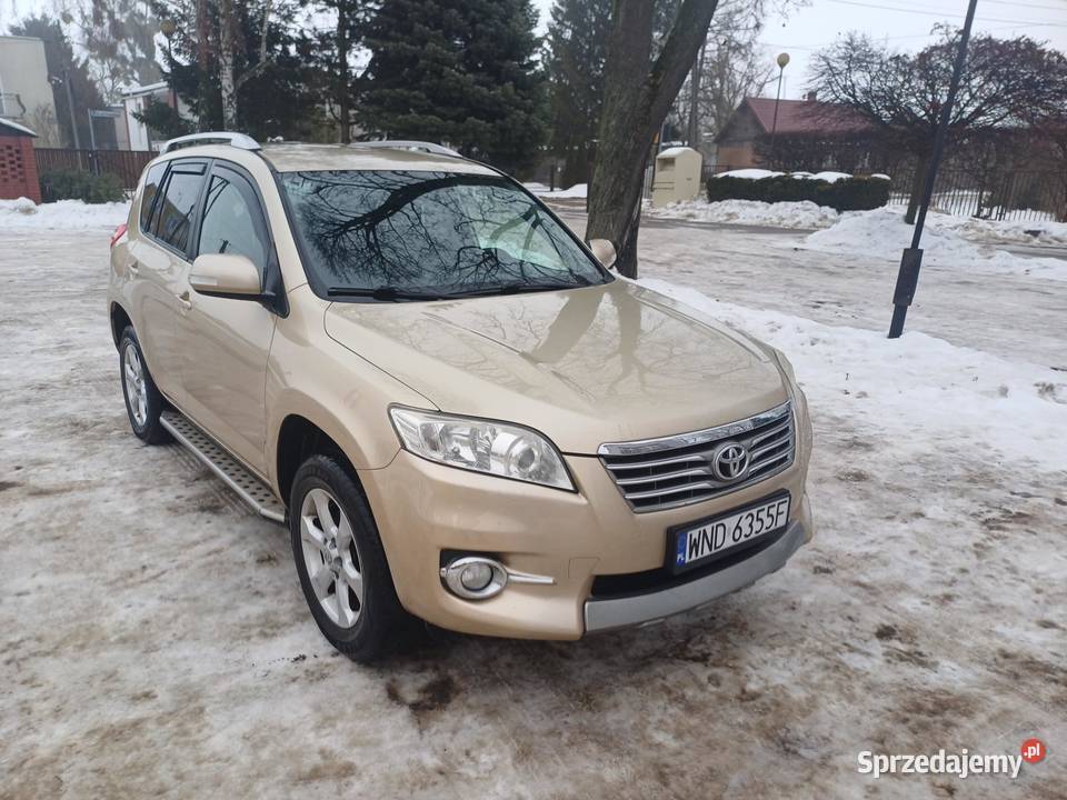 Toyota RAV4 III 2011 20 Pb 158 4x4 skóra i Łomna