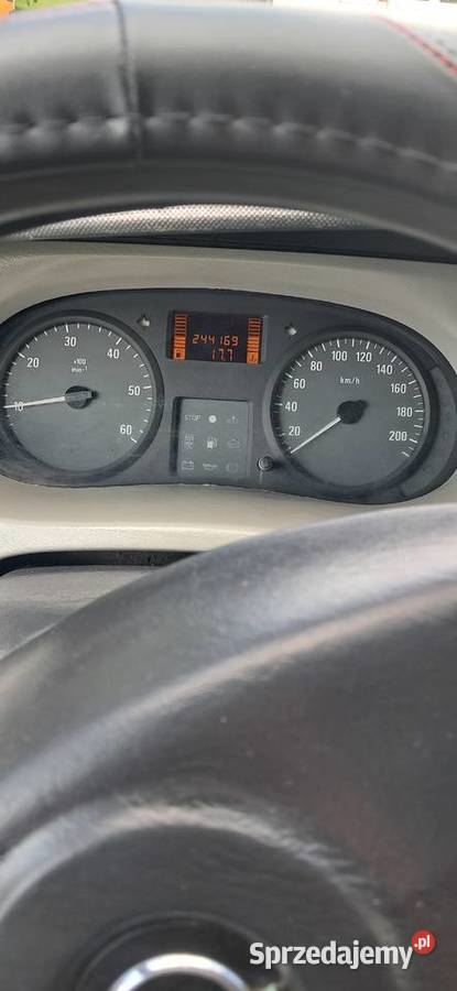 Opel vivaro 6 osobowy Rok produkcji 2007 Sułów sprzedam