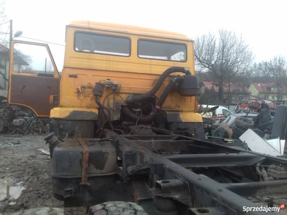 Sprzedam kabinę zderzak szyba koła wywrot silnik części blacharskie Karoseria Iwanowice Dworskie