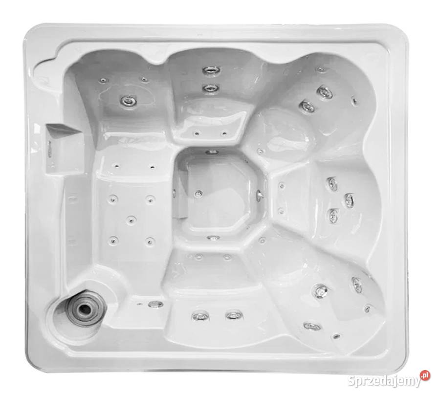 JACUZZI OGRODOWE 6 W ZABUDOWIE Z DREWNA z