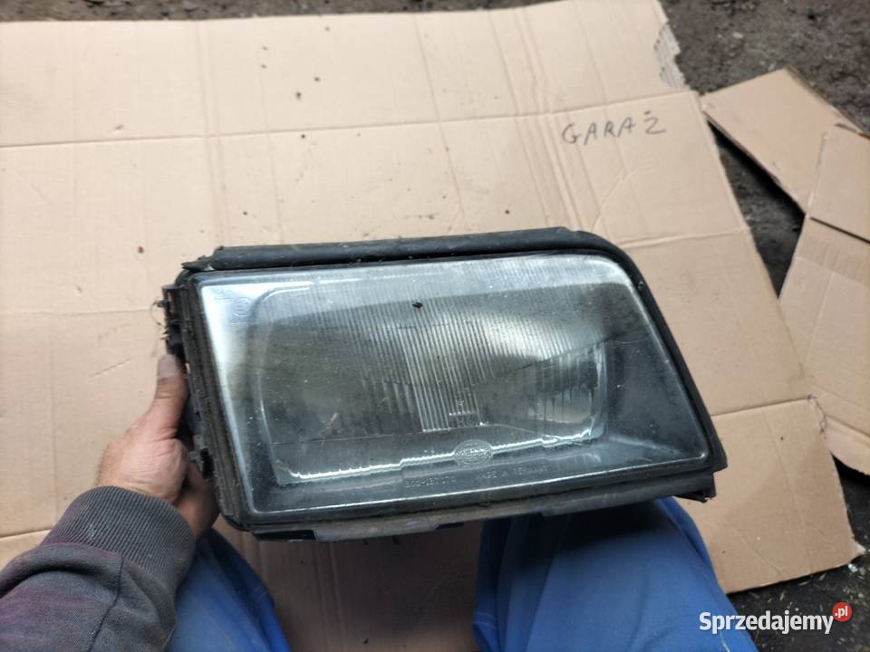 AUDI 100 C4 LAMPA PRZÓD PRZEDNIA PRAWA KLOSZ lubelskie Kamień-Kolonia sprzedam