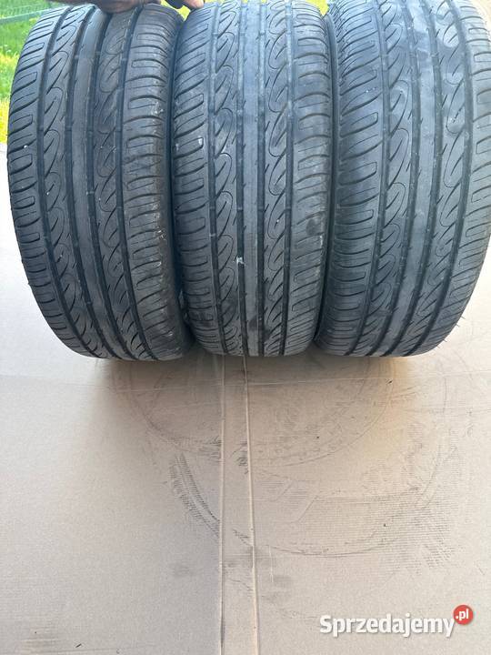 Opona FIRESTONE TZ300q 19550R15 Dębica