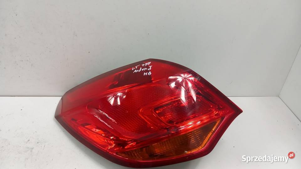 OPEL ASTRA J HB LAMPA TYŁ LEWA Zbierkowo
