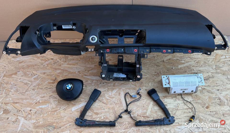 BMW E87 LIFT AIRBAG PASY DESKA KONSOLA 100 osobowe Części samochodowe Kłodzko