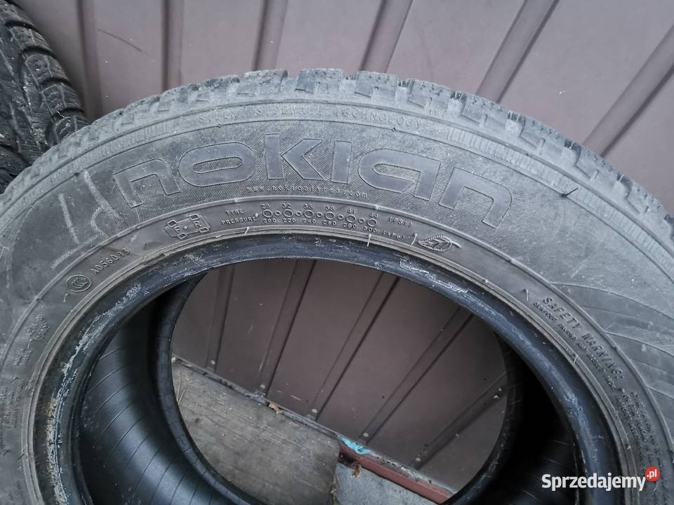 Zimowe opony Nokian Tyre 175x65x15 zima