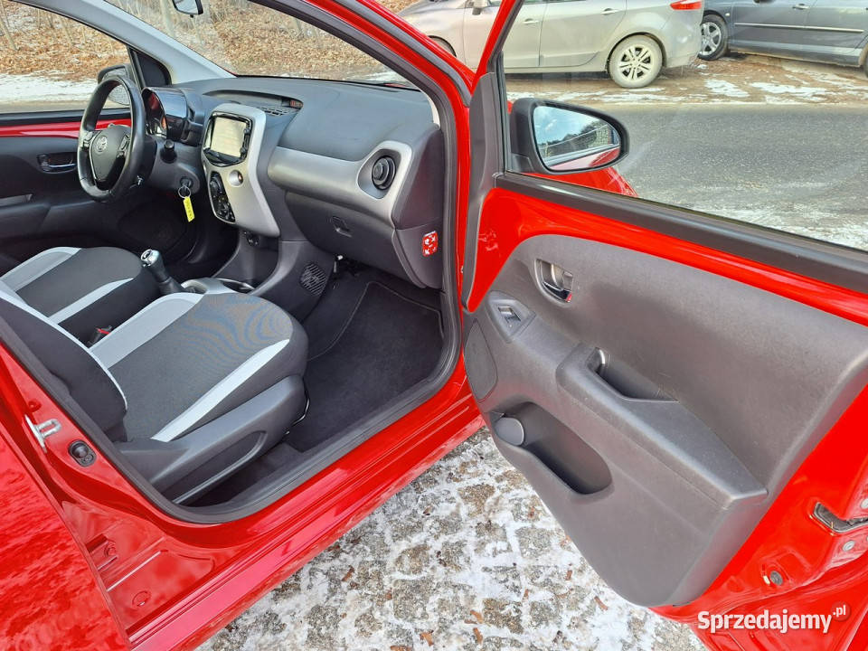 Toyota Aygo XPlay Touch 10 II 2014 998cm3 śląskie Siewierz