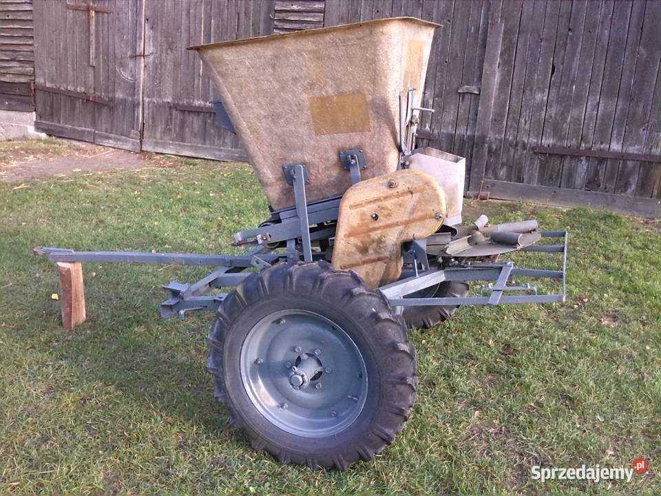 Rozsiewacz KOS Rozsiewacze nawozów kujawsko-pomorskie Orle sprzedam