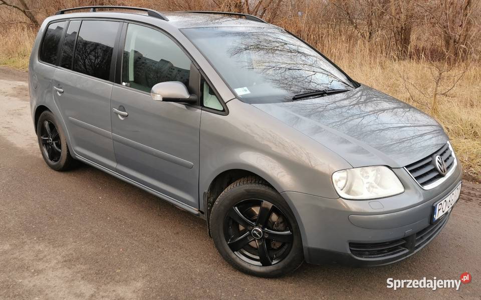 Volkswagen Touran 20TDI 140 BKD 7 Osobowy Grzane szary Samochody osobowe Poznań