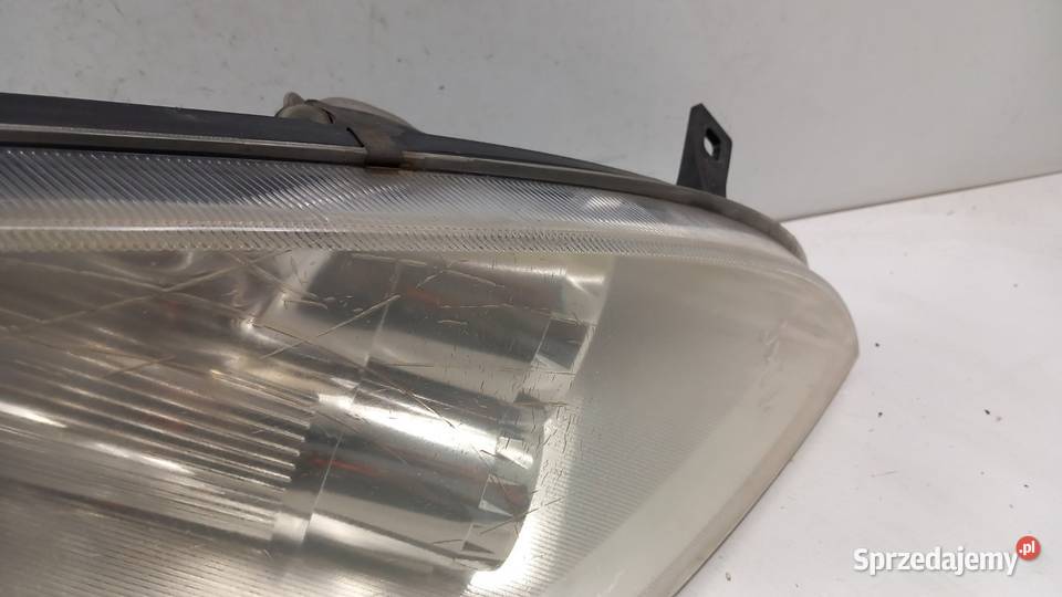 MITSUBISHI COLT VI LAMPA PRZÓD PRAWA Zbierkowo