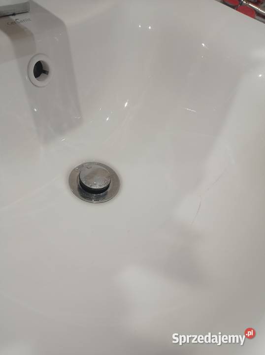 Szafka z umywalką i baterią sprzedam