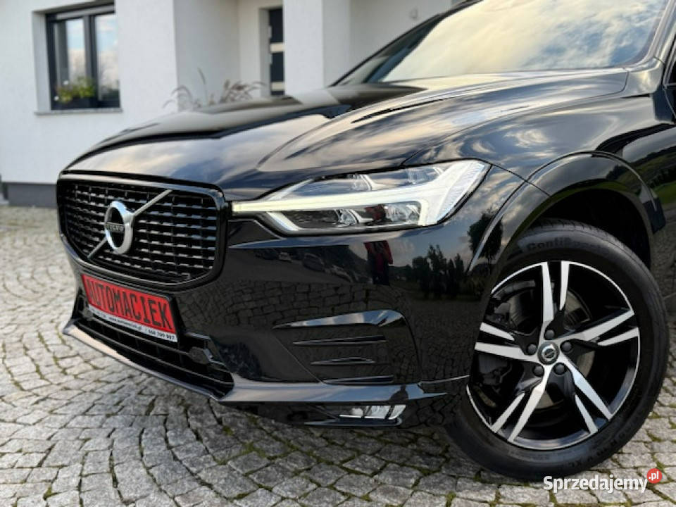 Volvo XC 60 B5 AWD RDESIGN HARMANKARDON PAKIET czarny Kamienna Góra