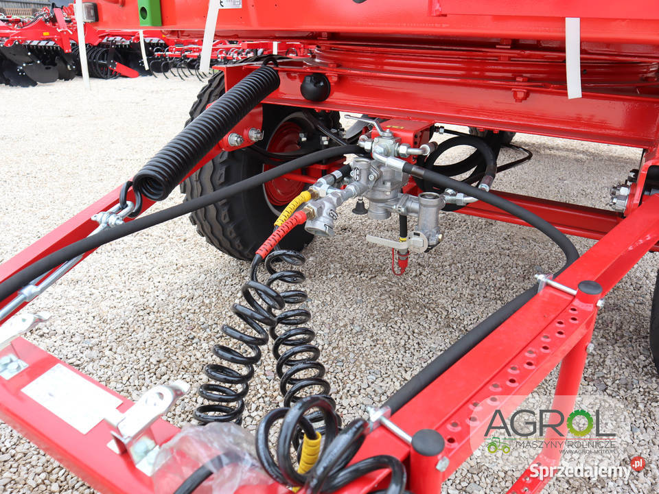 Przyczepa dwuosiowa PRONAR T6532 6 TON KREDYT nieuszkodzony Przyczepy rolnicze Malbork sprzedam