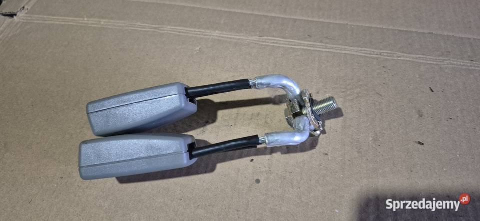 Zapinki klamry pasów bezpieczeństwa tył Vw Polo Rok produkcji 2005 Słupsk sprzedam