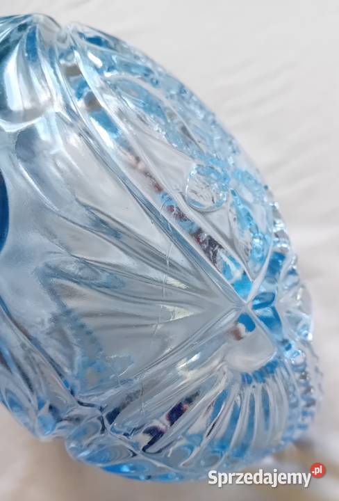 Błękitna żardiniera z różą Hortensja Numer Porcelana i szkło Koźminek