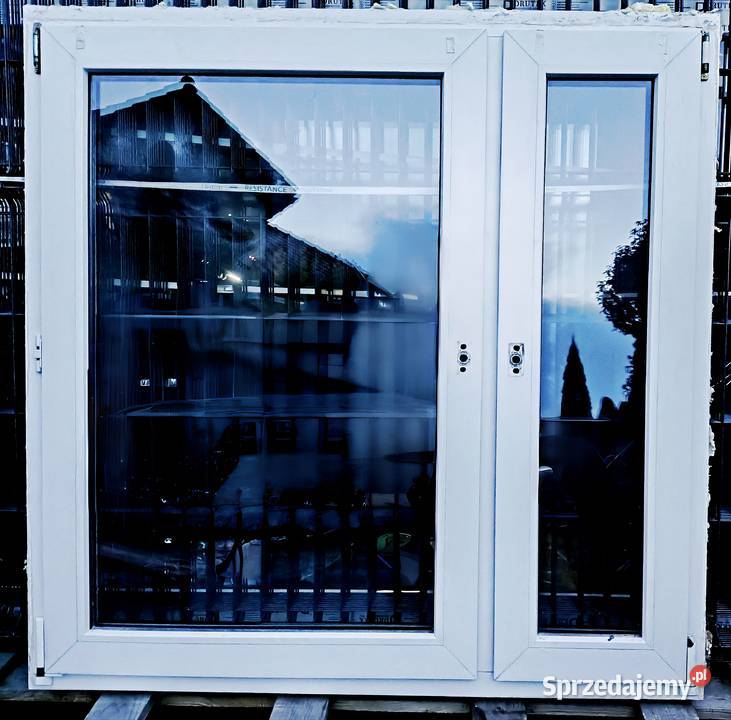 okno PCV 130x130 okna używane kotwy klamki Ropczyce
