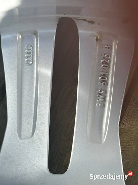 Felgi Audi 18 z oponami letnimi 24545R18 5x112 Samochodowe Wrocław