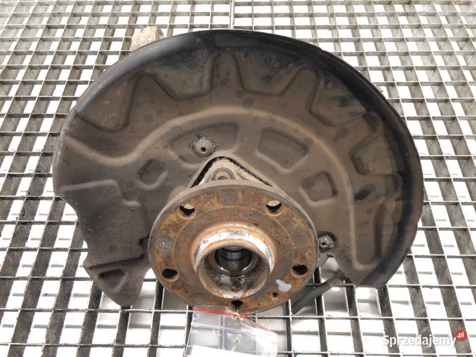 ZWROTNICA PRAWY PRZÓD VW PASSAT B8 14 150