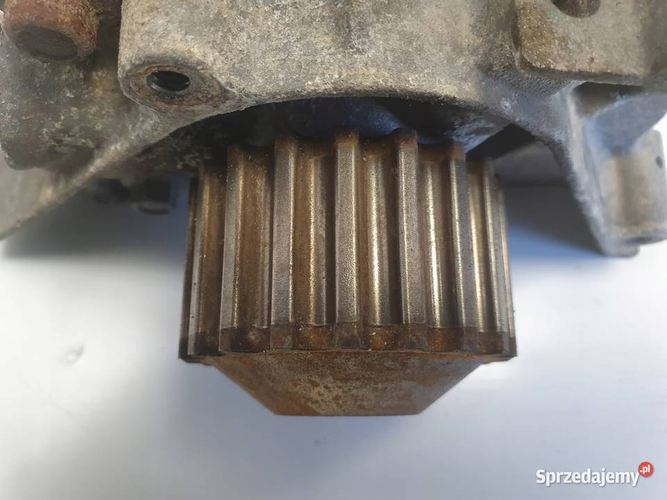 Citroen C5 III 20 16V RFJ OBUDOWA POMPY WODY Rudka