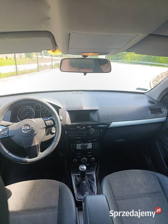 Opel Astra 16 bezyna 115 klima niski przebieg Jasło